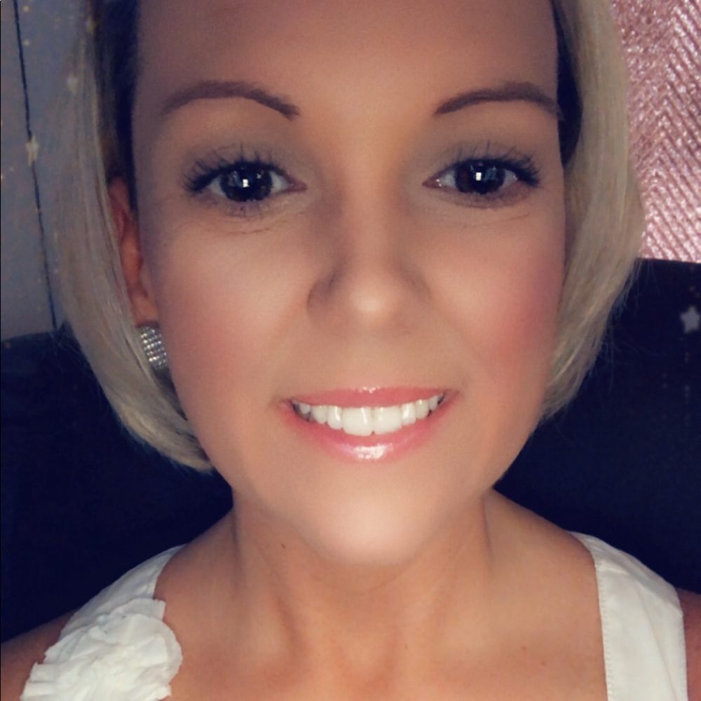 Meet your Posher, Jennifer